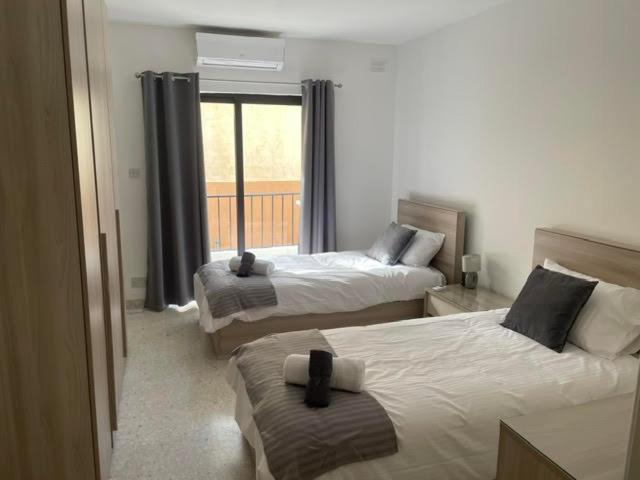 Spacious 3 Bedroom Apartment In The Heart Of St Julians Saint Julian's Eksteriør bilde