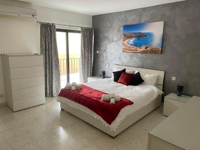 Spacious 3 Bedroom Apartment In The Heart Of St Julians Saint Julian's Eksteriør bilde