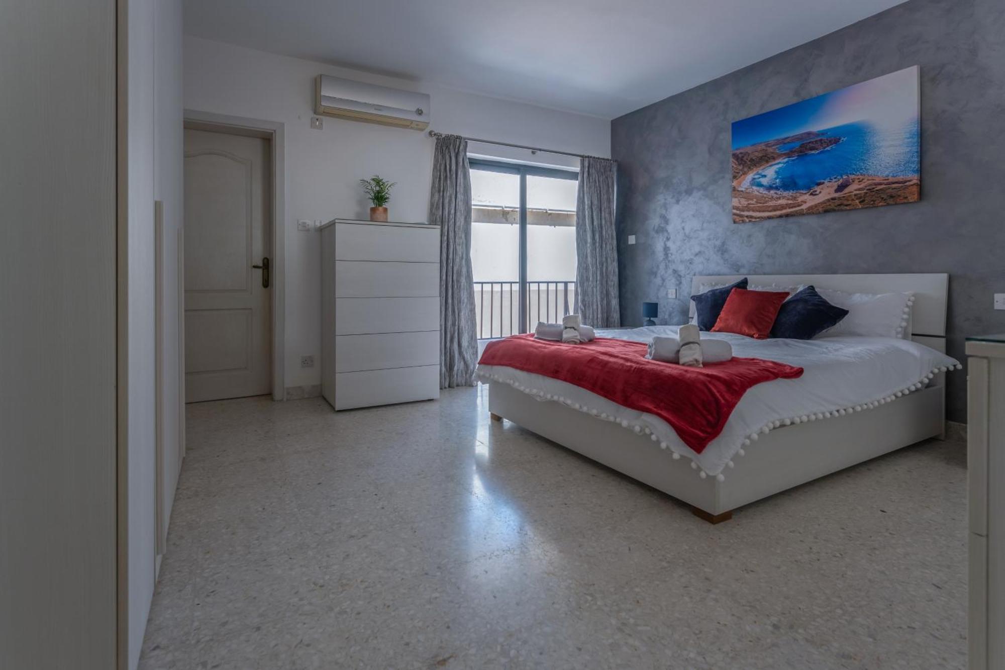 Spacious 3 Bedroom Apartment In The Heart Of St Julians Saint Julian's Eksteriør bilde