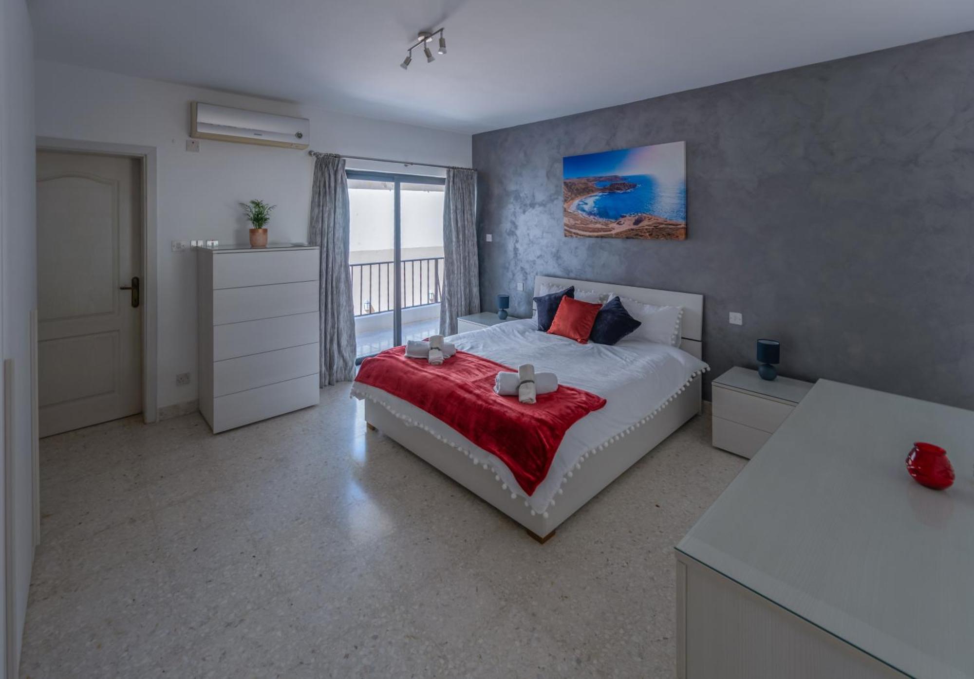 Spacious 3 Bedroom Apartment In The Heart Of St Julians Saint Julian's Eksteriør bilde