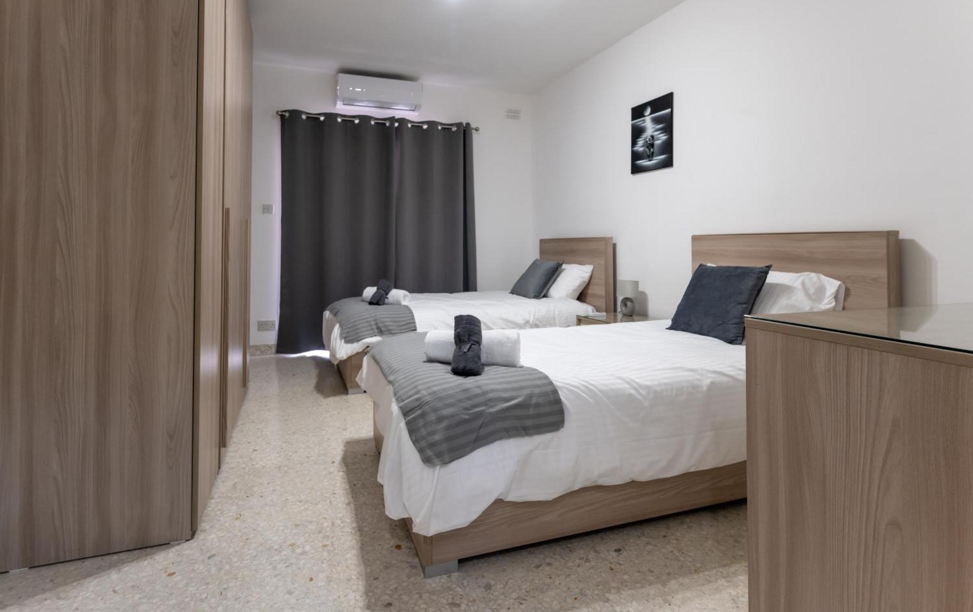 Spacious 3 Bedroom Apartment In The Heart Of St Julians Saint Julian's Eksteriør bilde