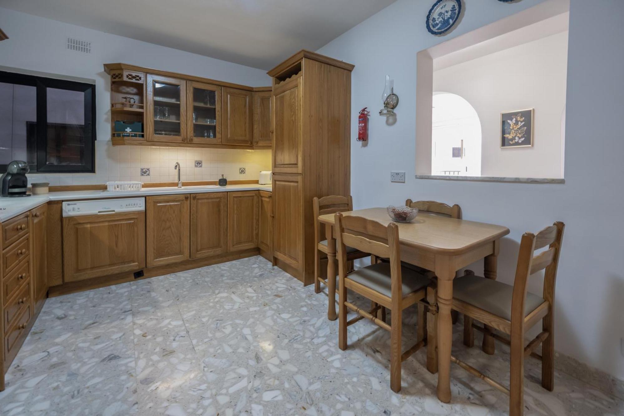 Spacious 3 Bedroom Apartment In The Heart Of St Julians Saint Julian's Eksteriør bilde