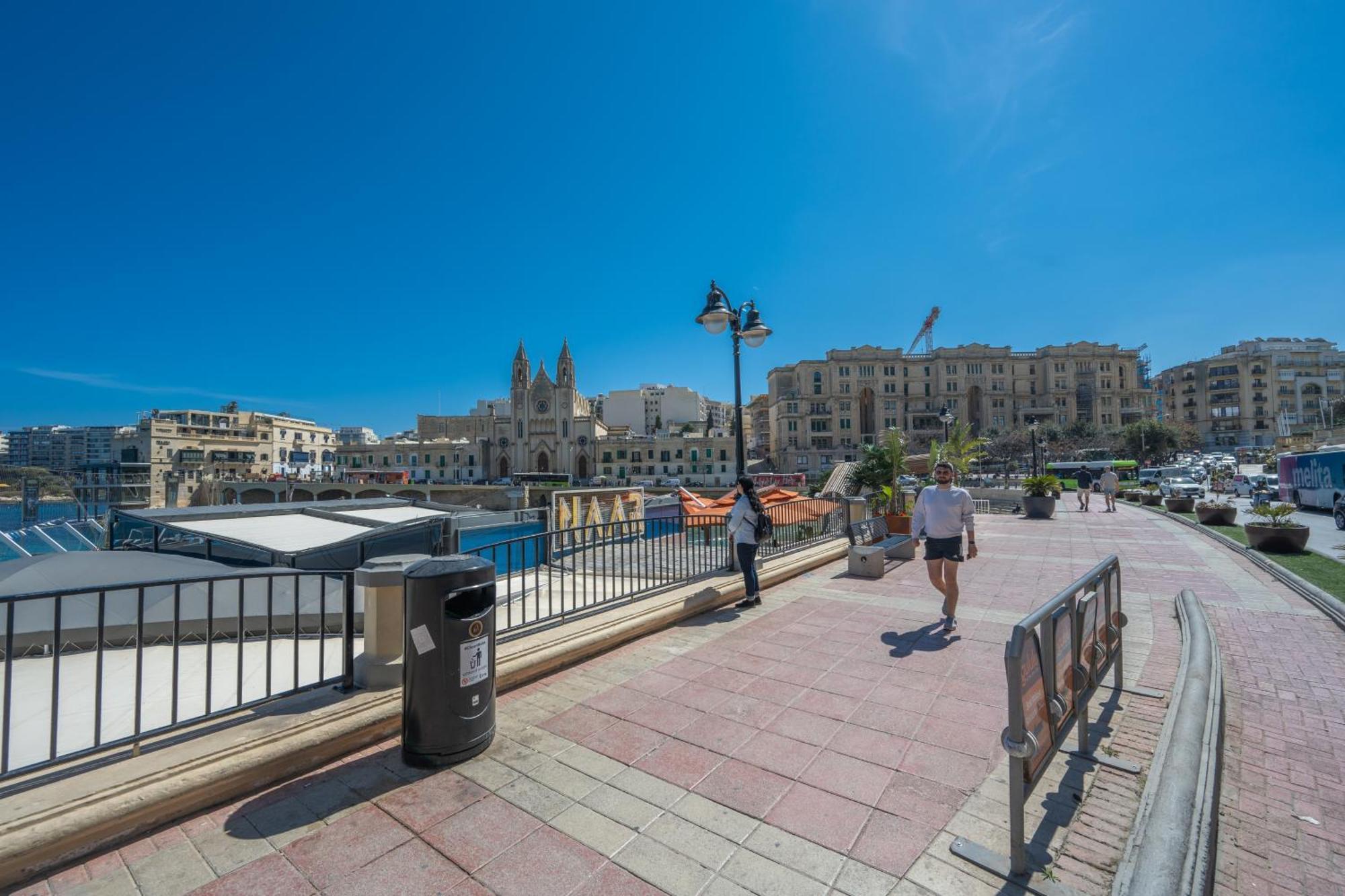 Spacious 3 Bedroom Apartment In The Heart Of St Julians Saint Julian's Eksteriør bilde