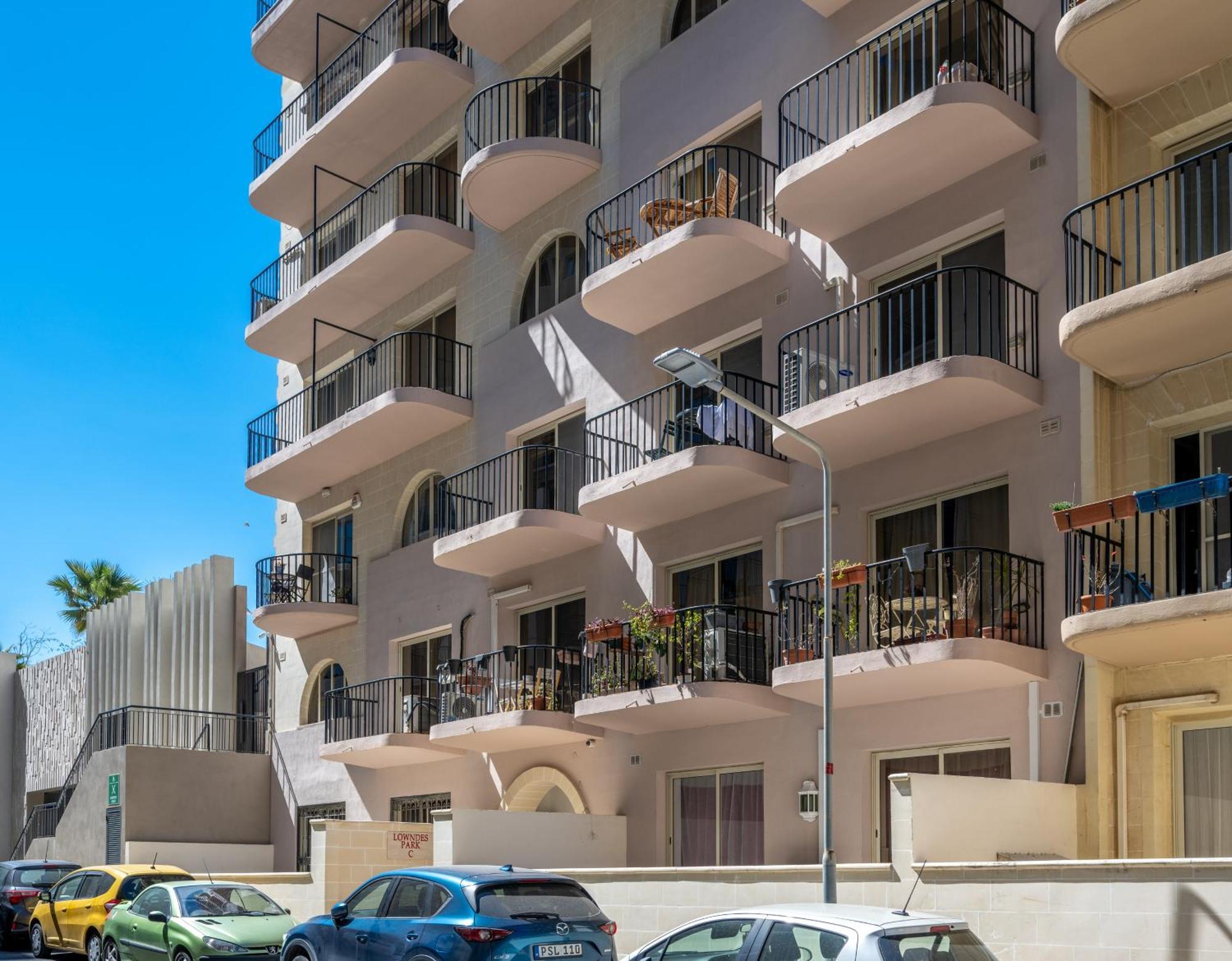 Spacious 3 Bedroom Apartment In The Heart Of St Julians Saint Julian's Eksteriør bilde